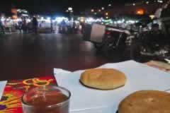 Whisky bereber en el Fnaa